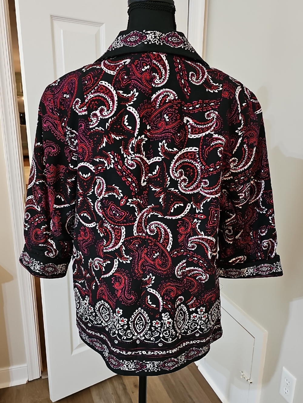 Jacket - Picture 9 of 16